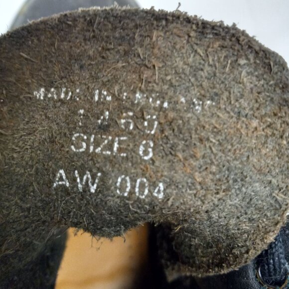 Dr. Martens Size 8 Boots Womens 1460 Black Leather Lace Up Made In England Worn - Picture 2 of 11